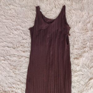 Vestido canelado em algodão midi