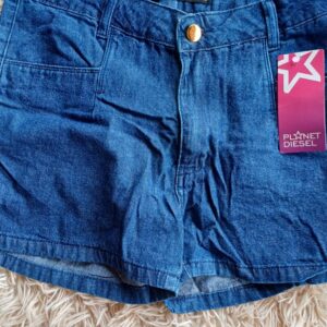 Short jeans
